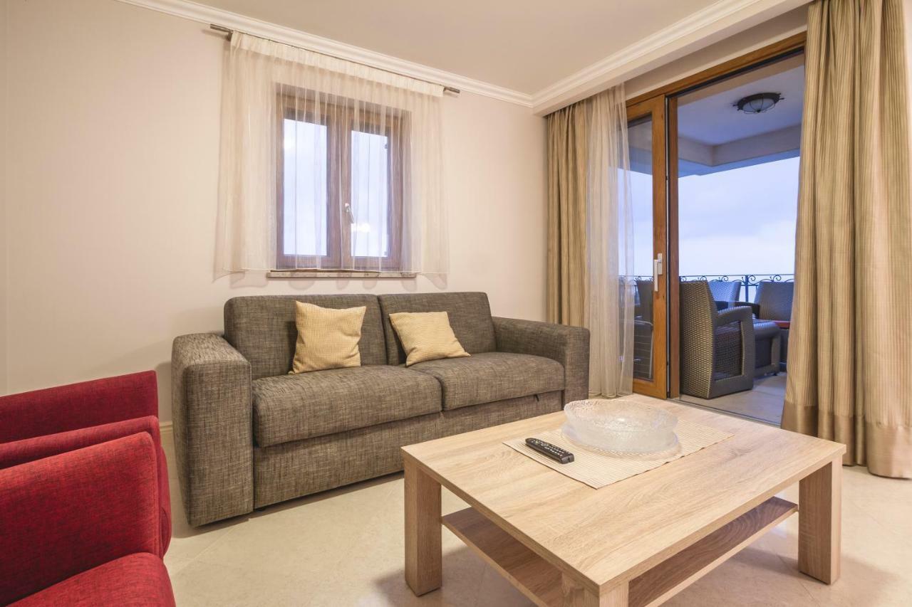 Luxury Apartments Villa Matea 2 マリンスカ エクステリア 写真