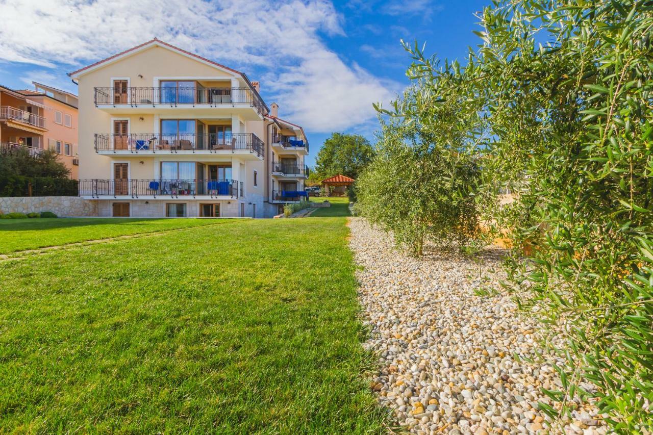Luxury Apartments Villa Matea 2 マリンスカ エクステリア 写真