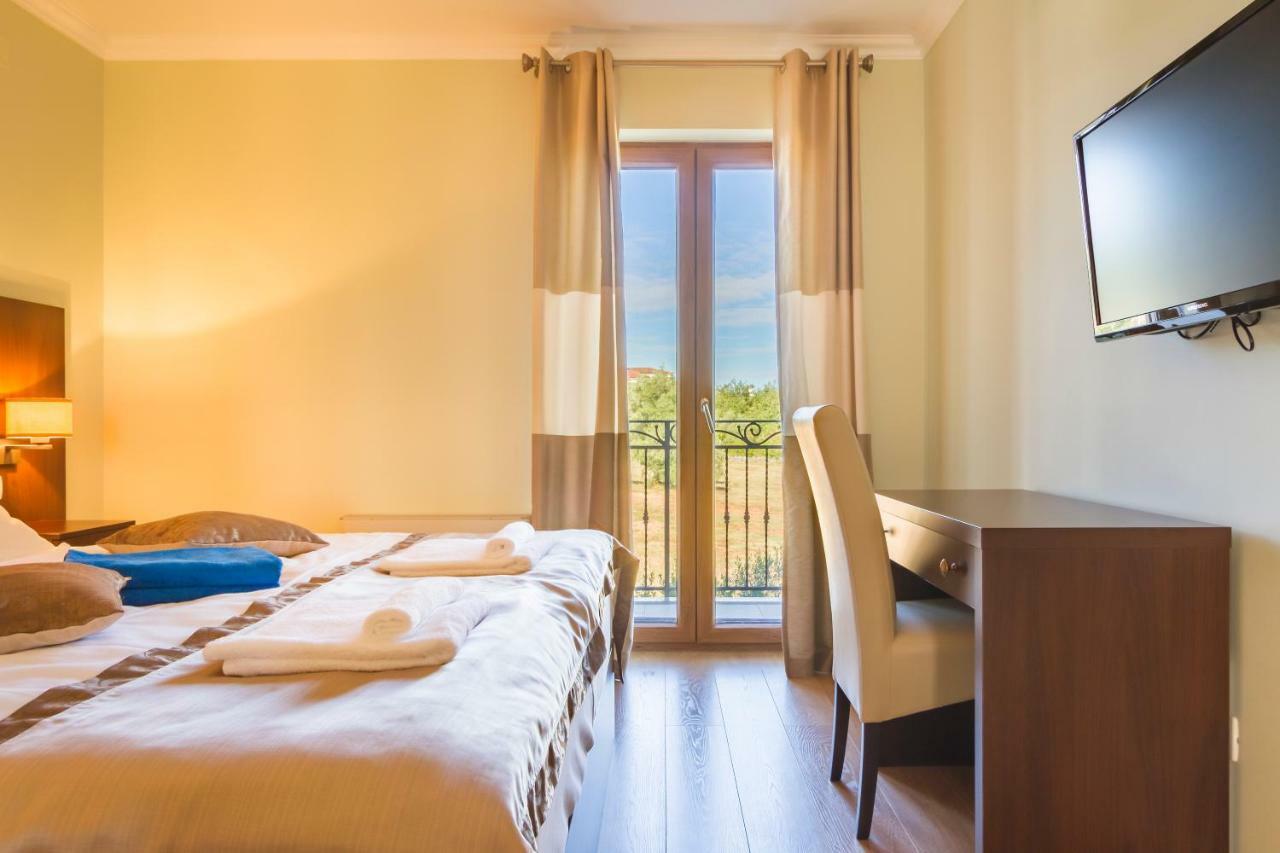 Luxury Apartments Villa Matea 2 マリンスカ エクステリア 写真