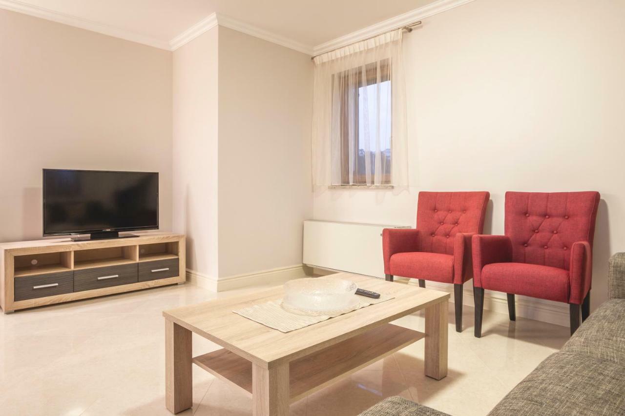 Luxury Apartments Villa Matea 2 マリンスカ エクステリア 写真